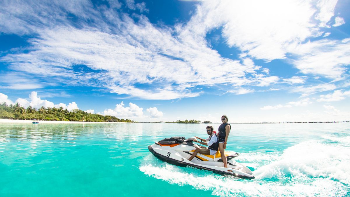 8 Best Tours In Maldives For Aquatic Adventures And Tropical Bliss 