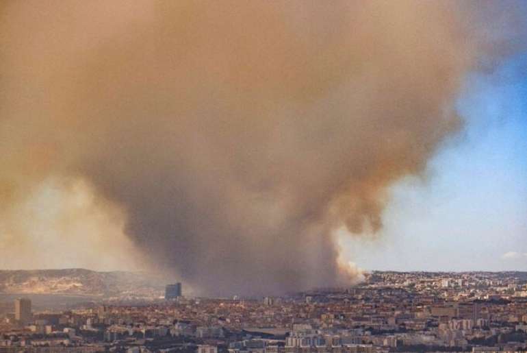 Marseille wildfire 