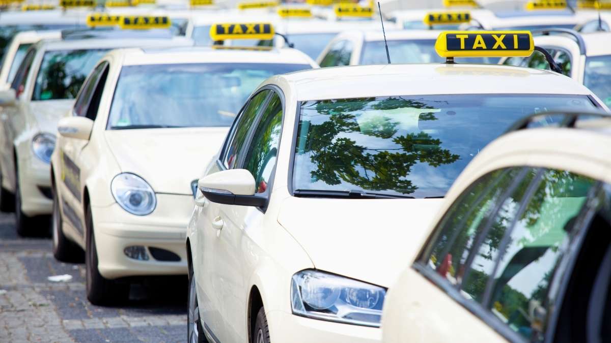 Mumbai: 90% Ola, Uber Cabs Off Roads As Strike Enters Day 3; Airport Issues Travel Advisory