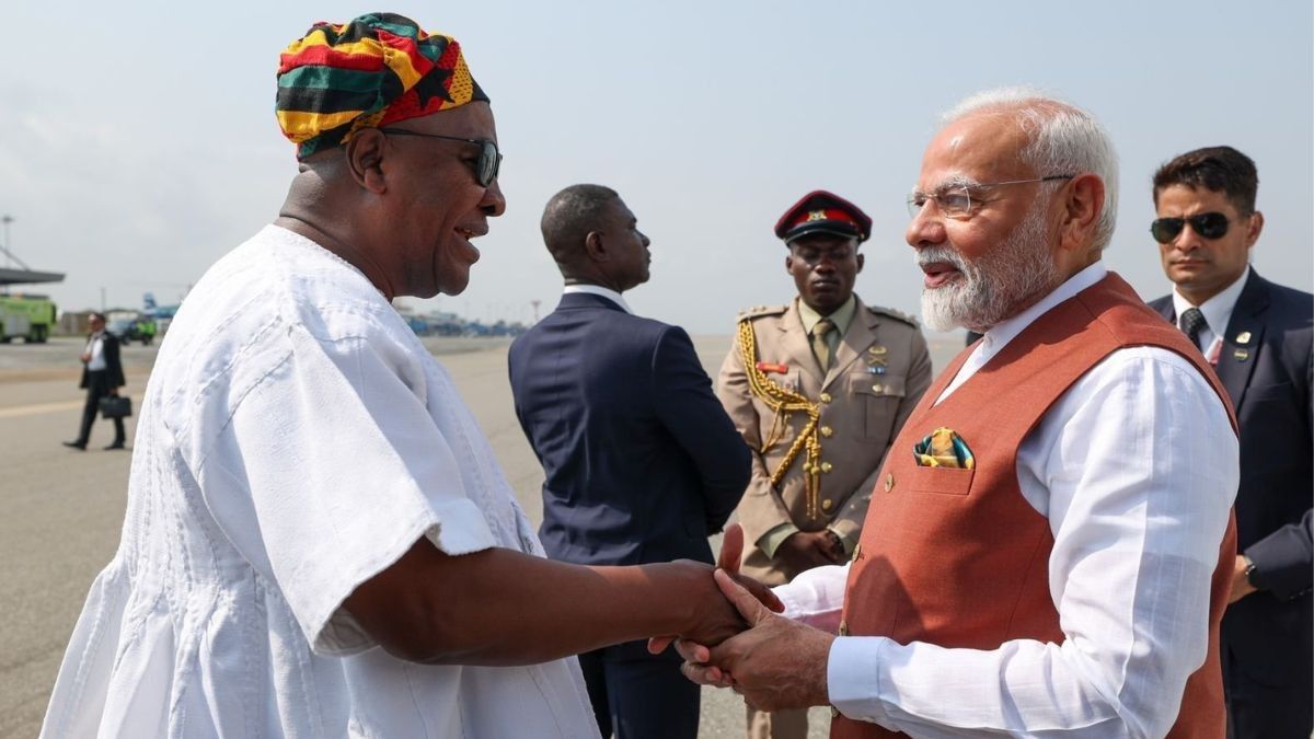From Kashmiri Pashmina Shawl To Bidri Vase, These Are The Gifts PM Modi Presented To Dignitaries In Ghana