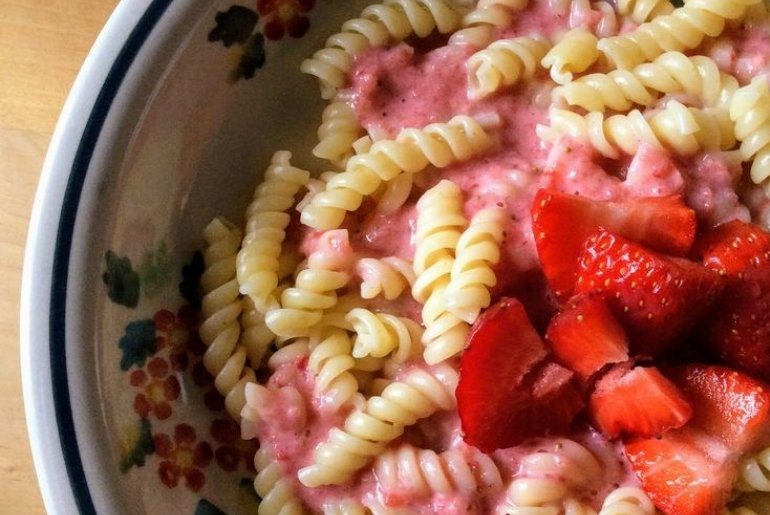 Pasta with strawberries Iga Świątek 