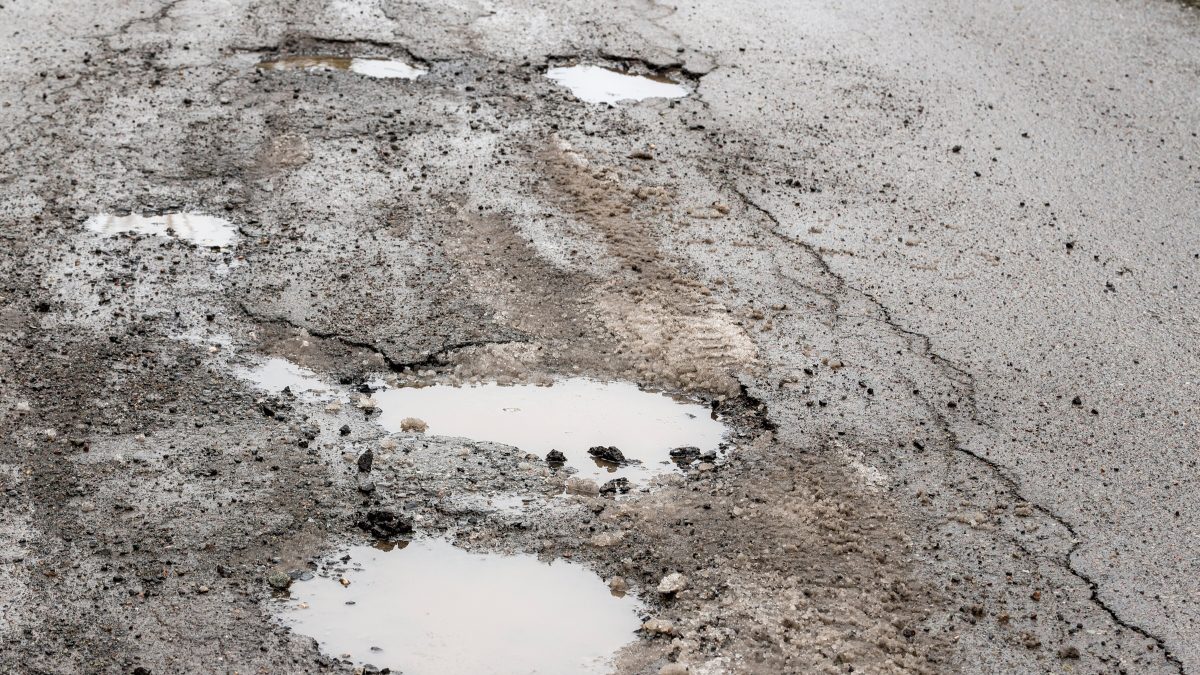 ₹167 Crore PWD Project To Fix Delhi’s Rohtak Road By April 2026, Ending Potholes And Traffic Chaos