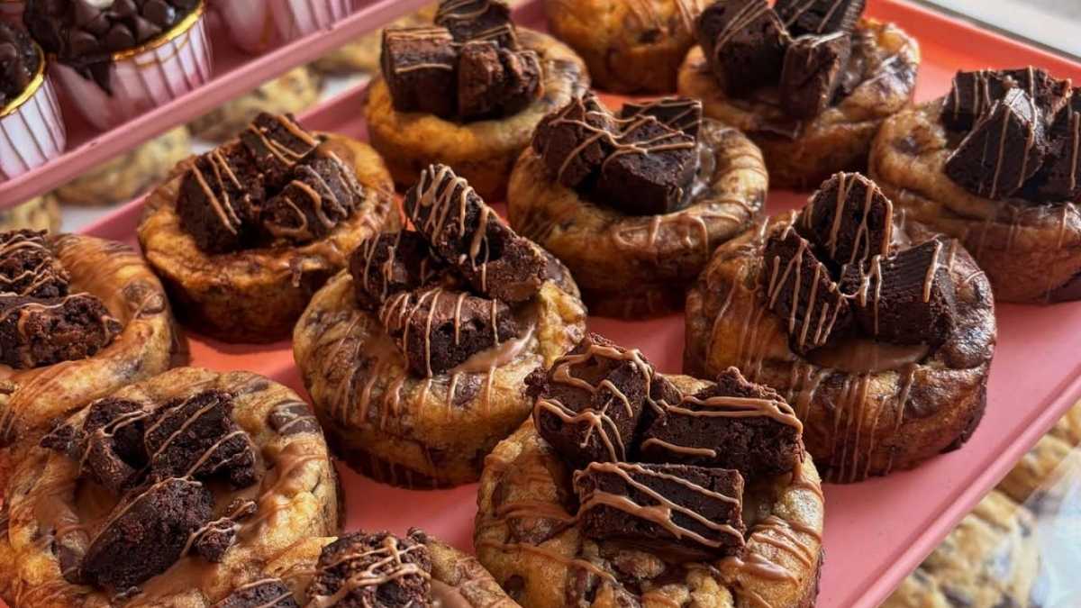 A New Dessert Bar In Dubai Lets You Build Your Own Cookie & Gives 50% Discount During Happy Hours!