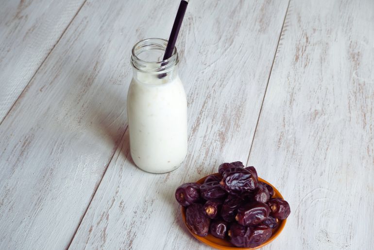 Ways To Include Dates In Diet