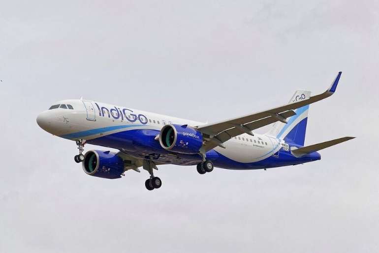  IndiGo flight emergency landing Mumbai 