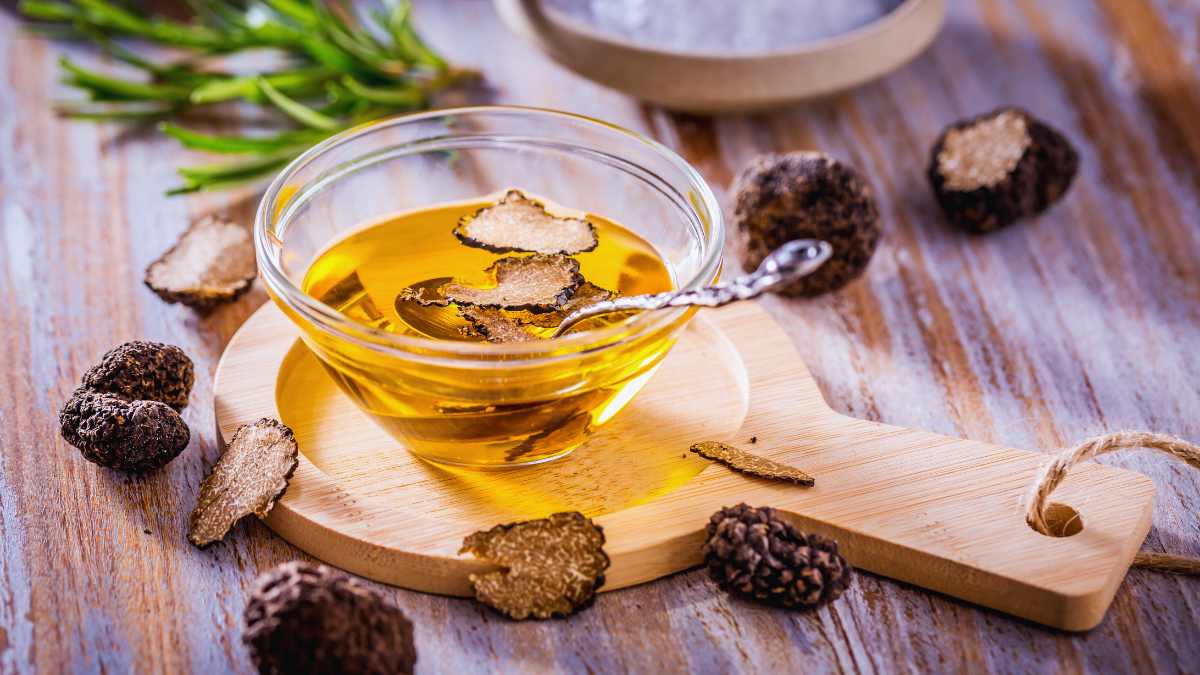 Does Truffle Oil Have Actual Truffles In It? Here’s Why You Should Think Twice Before Ordering A Truffle Dish