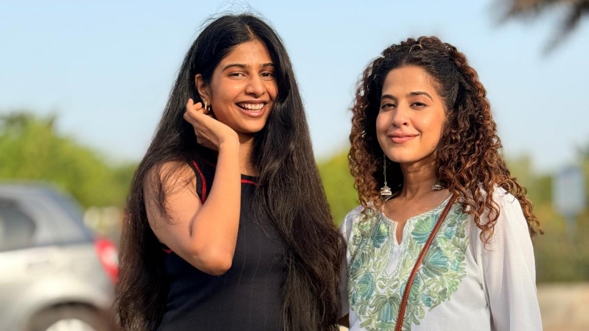 Anushka Rathod Made Kamiya Jani Blind Taste 2 Famous Lochos In Surat To Pick Her Favourite