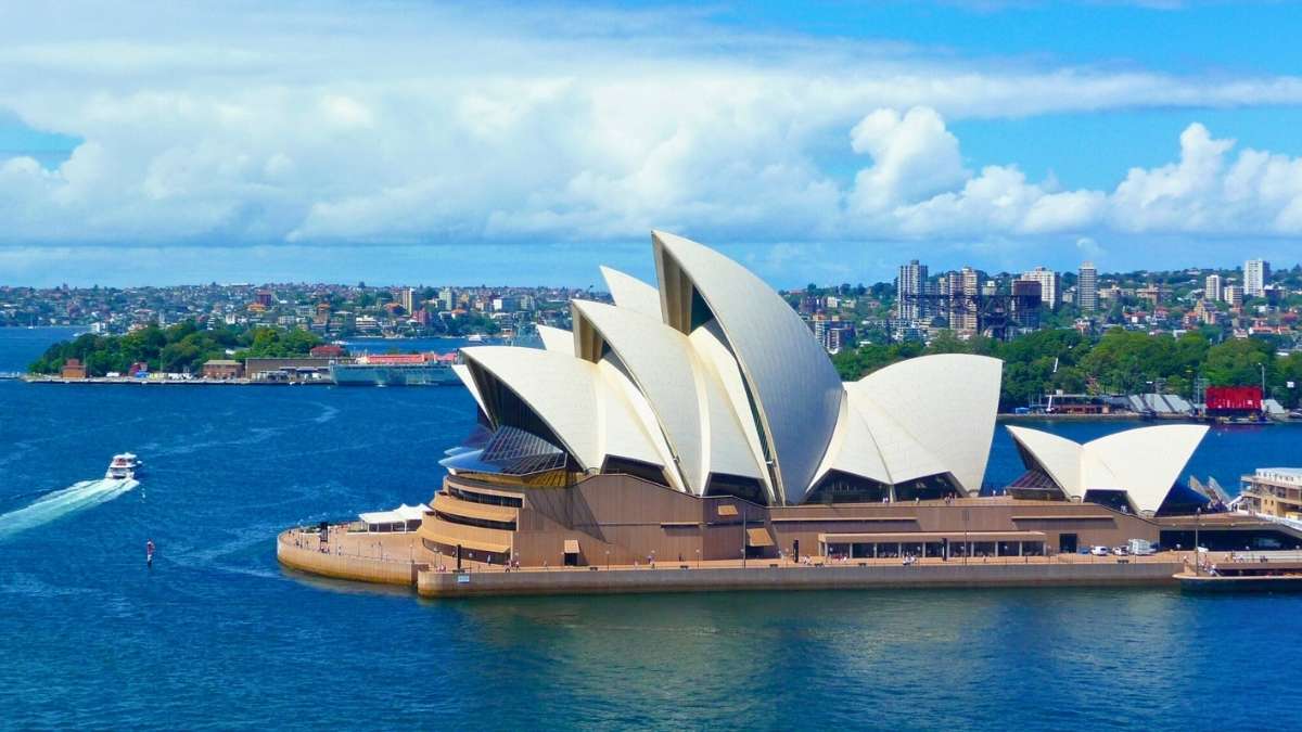 4.53 Lakh Indians Visited Australia In A Year; Cricket, Concerts & Rugby Fuel Tourist Rush