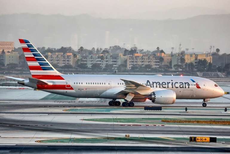 American Airlines emergency landing 