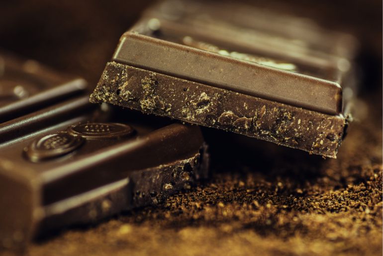 Dark chocolate benefits