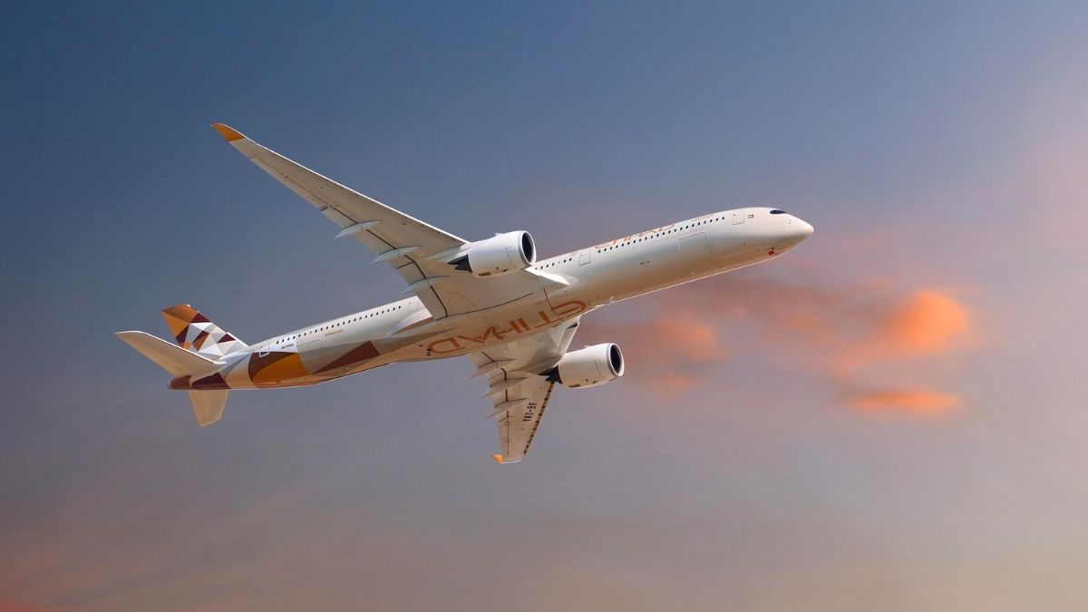 Etihad Offers Up To 30% Off On Round-Trip Fares To Hanoi, Krabi & 7 More Destinations Until August 28