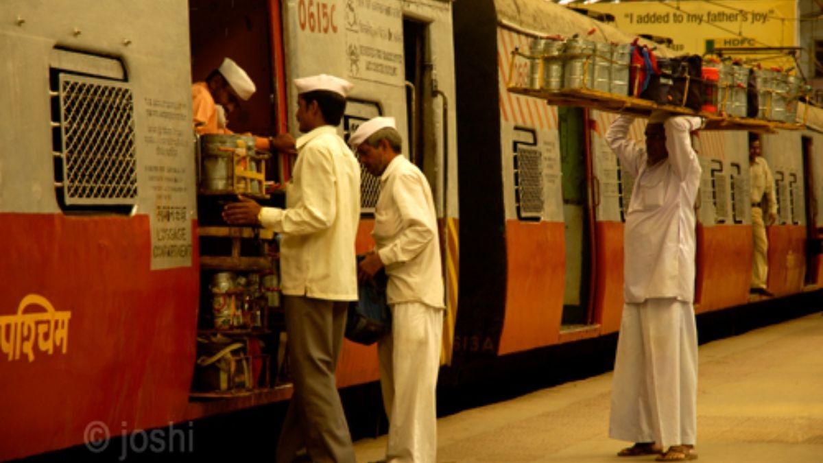 Mumbai’s Iconic Dabbawalas, Serving Meals Since 1890, Now Have Their Own Museum!