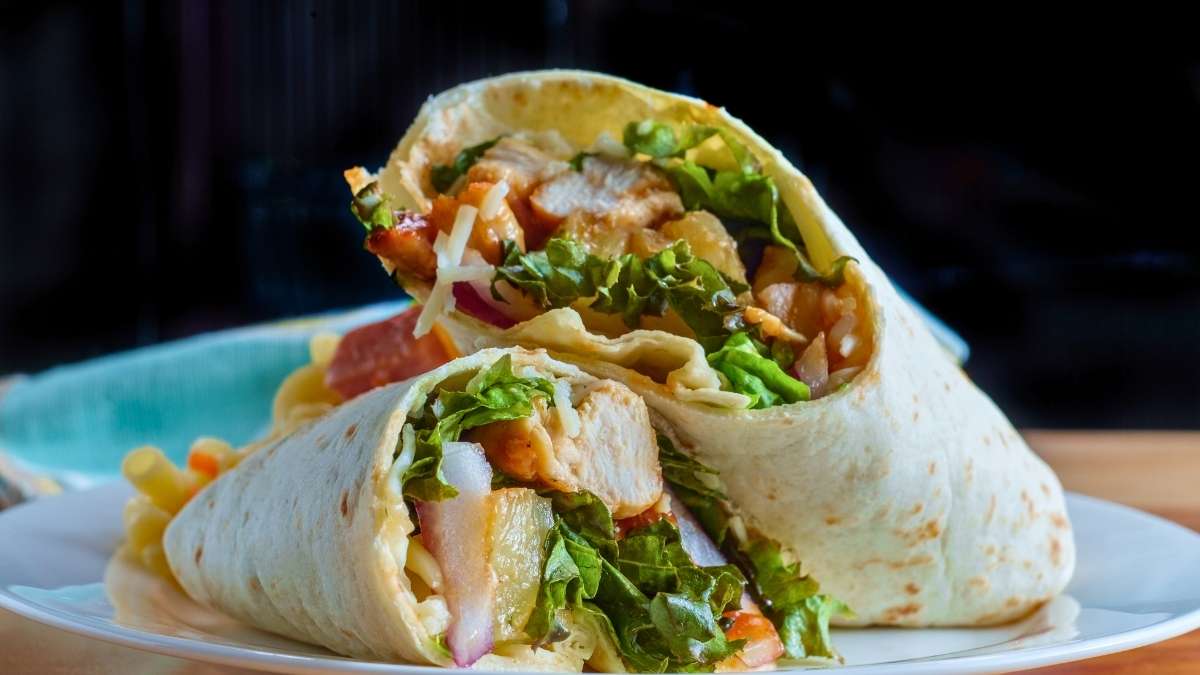New York Woman Claims She Found ‘Woman’s Fingertip’ Inside Chicken Wrap; Restaurant Calls It Impossible