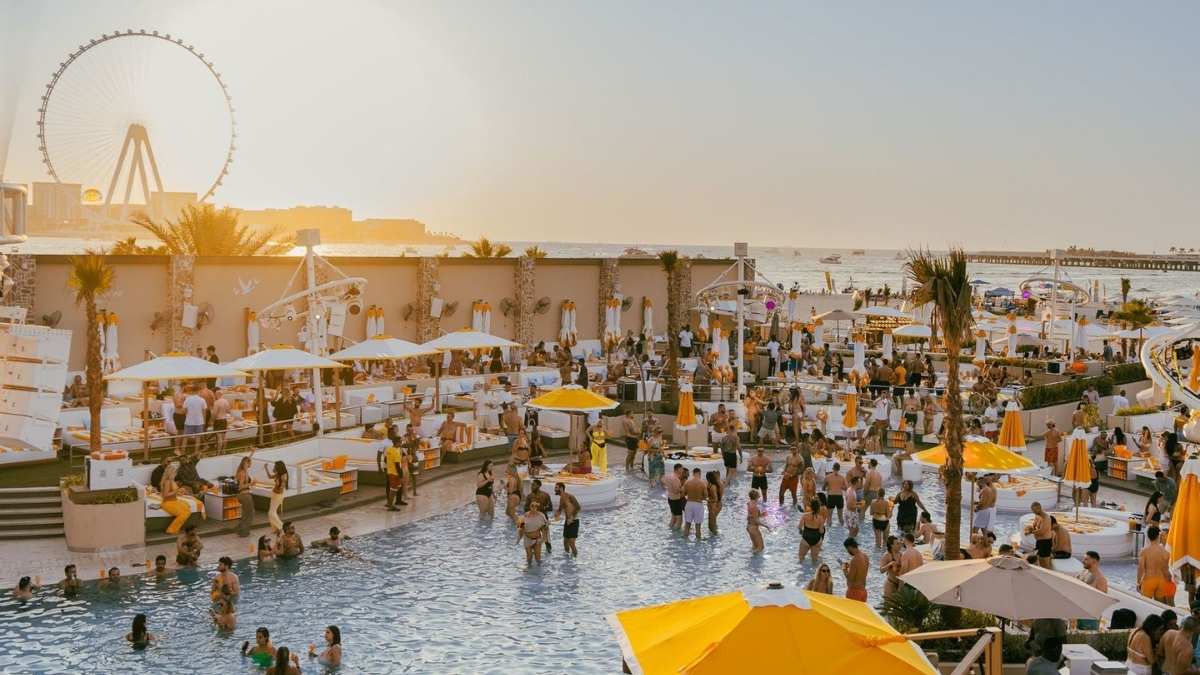 Swimsuits On! Dubai’s O Beach Returns This September With Poolside Parties, Live Entertainment & More!