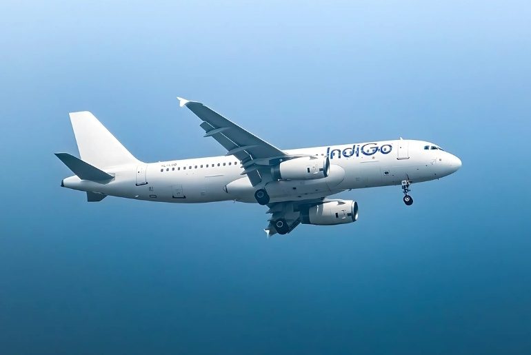 Planes White