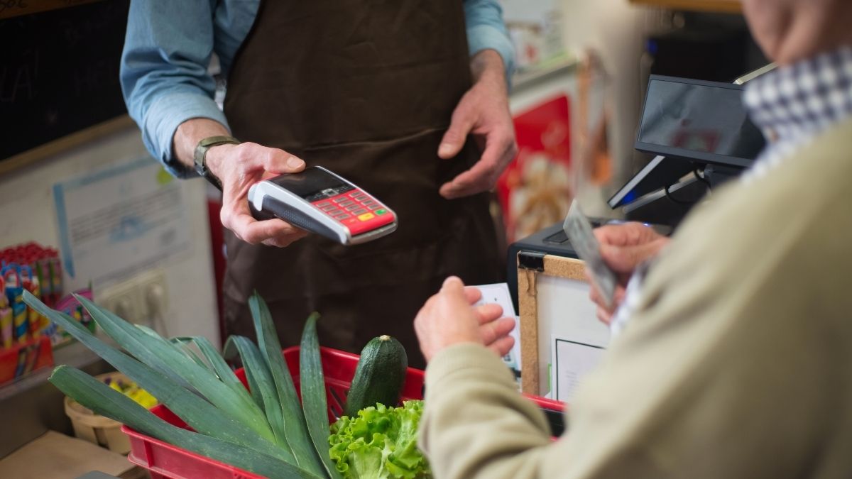 Shopping In Ras Al Khaimah: What To Do If You’re Being Overcharged At The Checkout?
