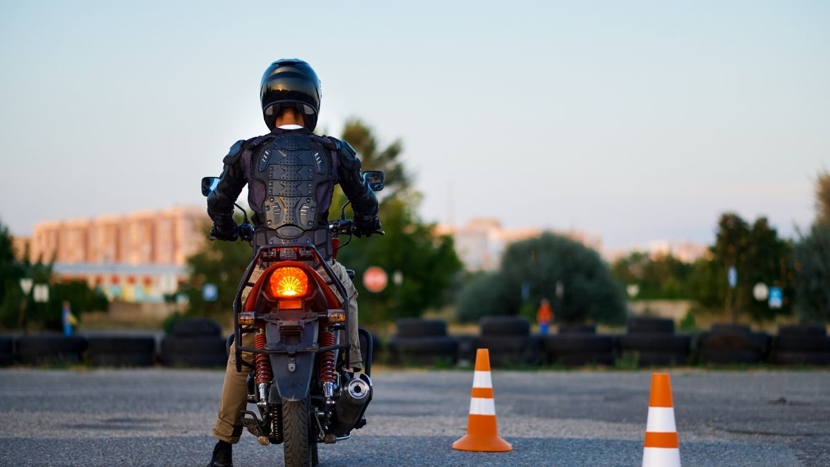 Got A Car Driving Licence In the UAE? You Can Also Add Motorcycle Category To It!