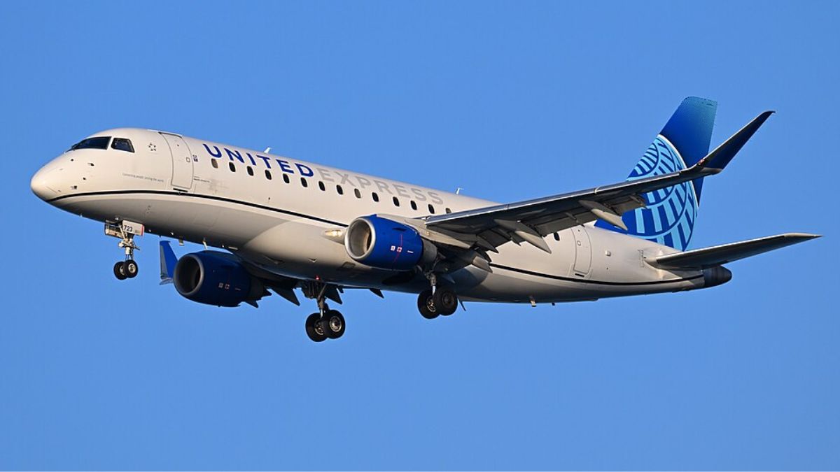 United Express Aspen-Houston Flight Drops Thousands Of Feet In Minutes; 2 Passengers Seriously Injured