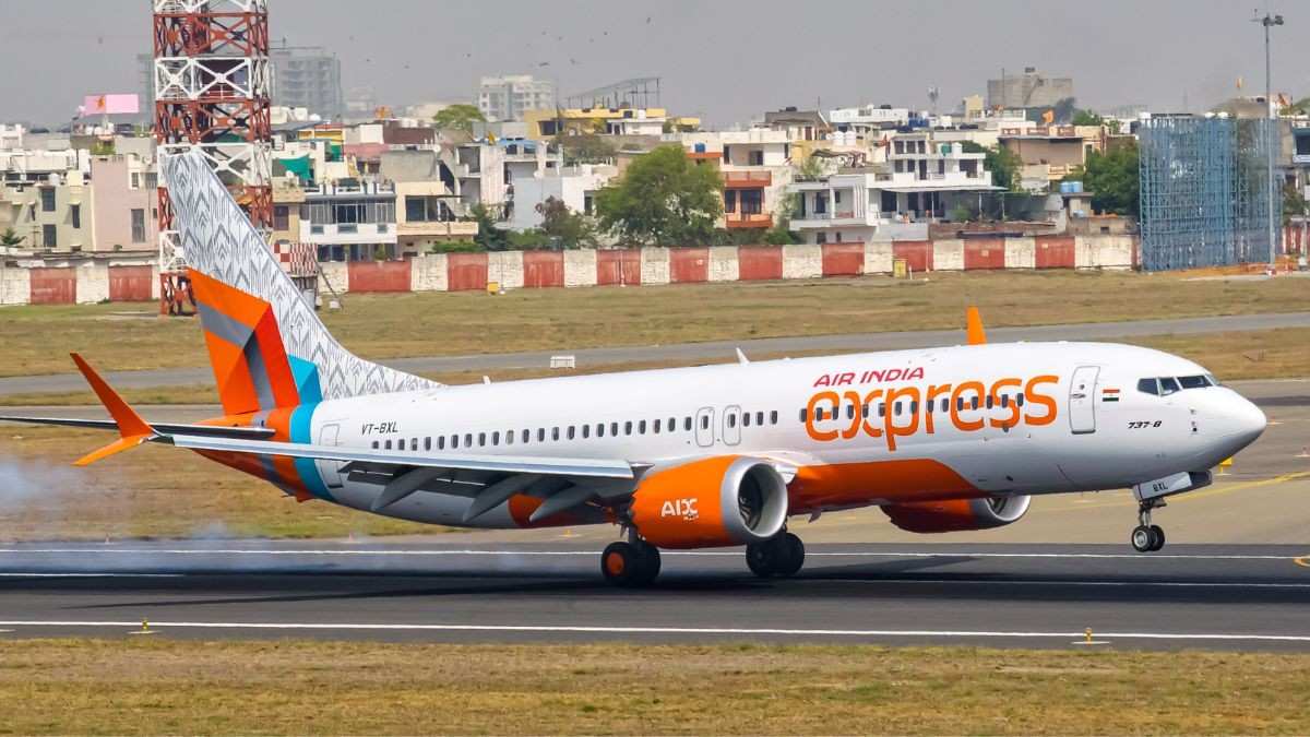 Delhi-Indore Air India Express Flight Suffers Mid-Air Scare; Pilot Issues PAN-PAN Call, Lands Safely