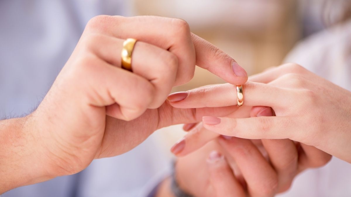 Civil Marriage In Abu Dhabi: 5 Key Rules Every Non-Muslim Resident In The Emirates Needs To Know
