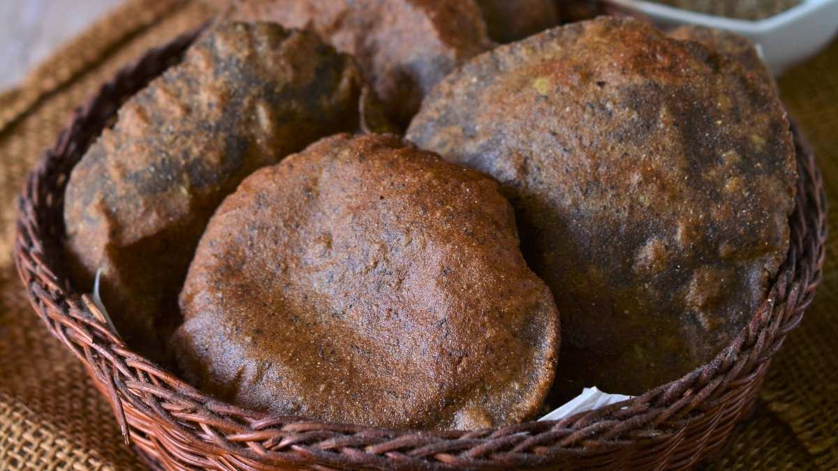 Delhi: 200 Fall Sick After Consuming Kuttu Flour During Navratri Fasting; Police Investigation Underway