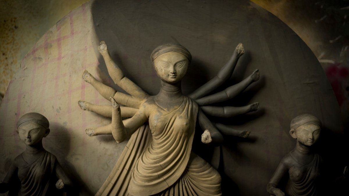 Durga Puja Pandals In Kolkata Blend Science With Spirituality This Year, Showcasing India’s Space Milestones