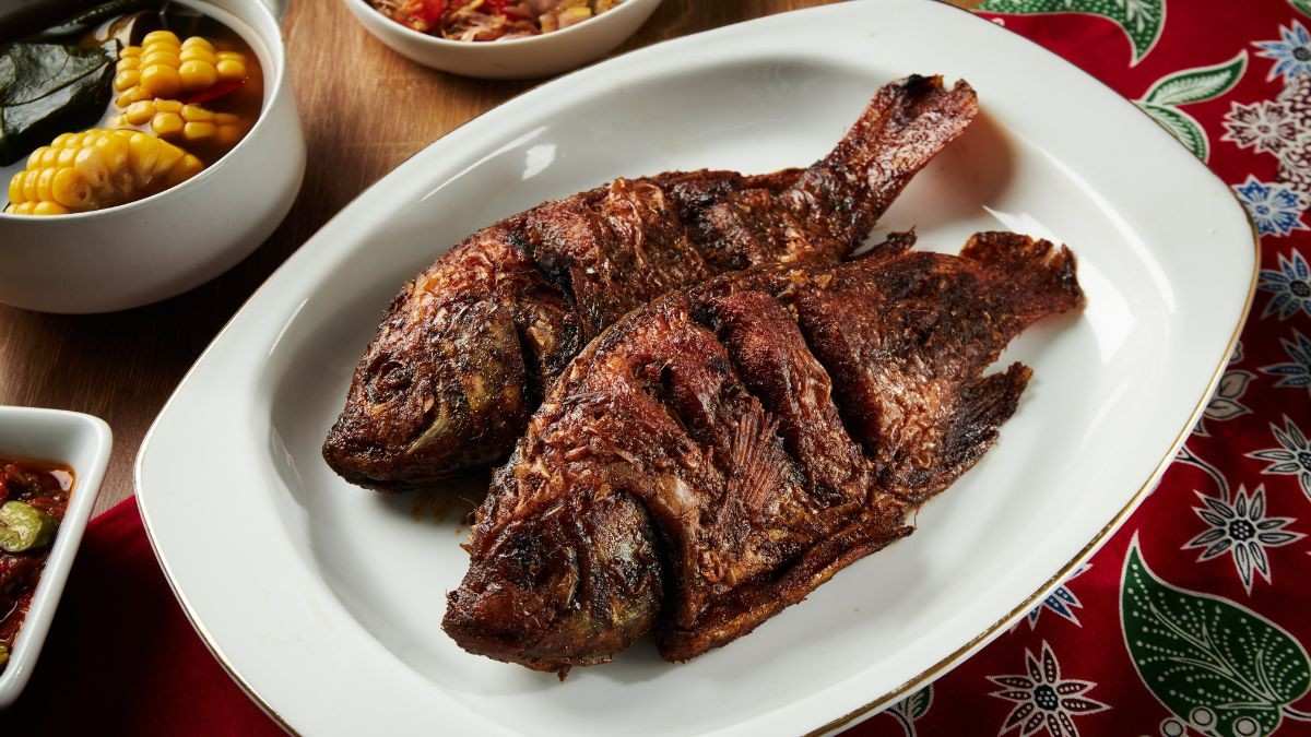 Fish For Bengalis During Durga Puja Is More Than A Festive Food, It’s A Sacred Ritual; Here’s Why