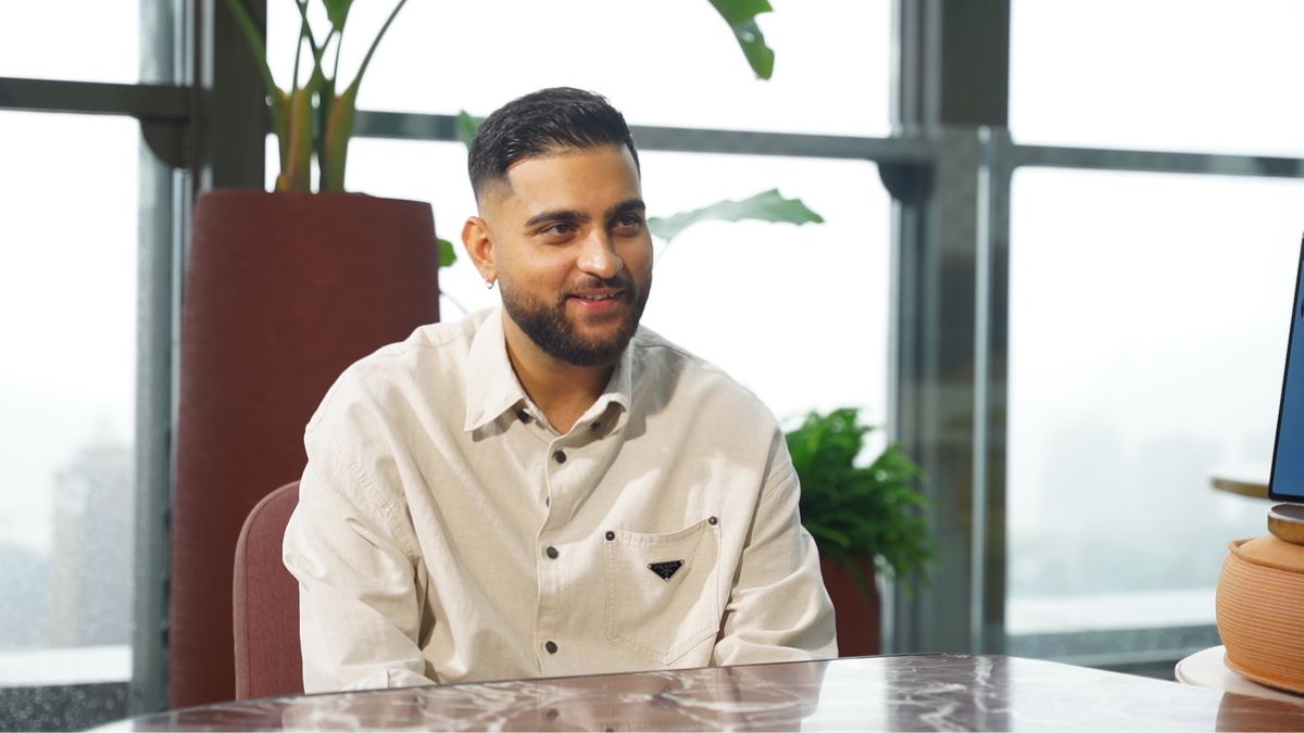 This Is The Moment Karan Aujla Feels The Presence Of His Parents The Most