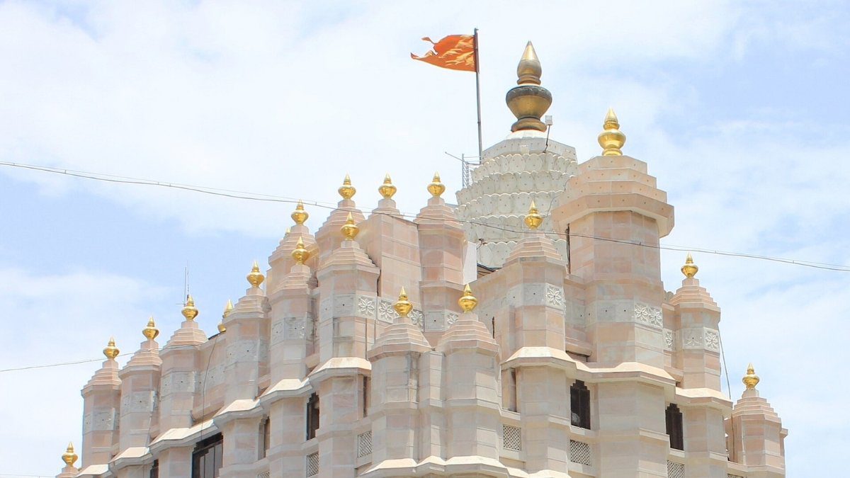 Mumbai’s Siddhivinayak Temple To Build Shirdi-Style Darshan Complex; Acquires ₹100-Crore Residential Building