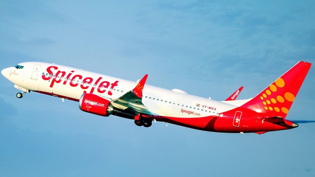 SpiceJet Passenger Finds Metal Shards In Soft Drink Can; Gets Hospitalised After Landing