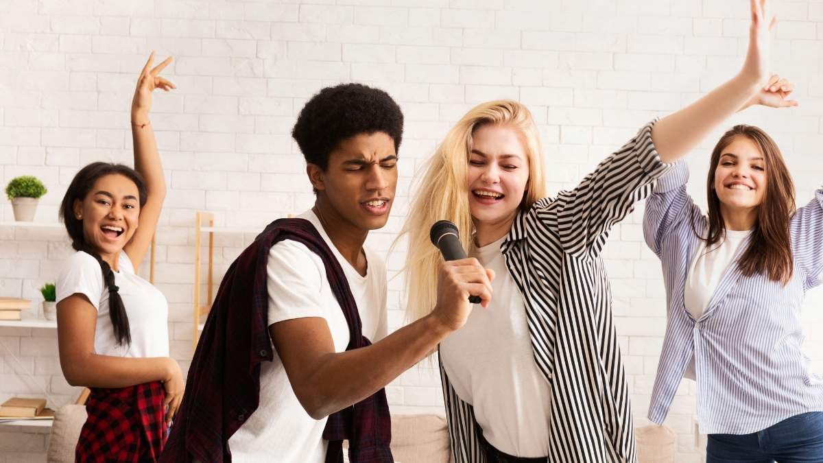 Dubai Has Its First Teen-Only Hangout, The Base Featuring Karaoke Booth, Arcade Games & More!