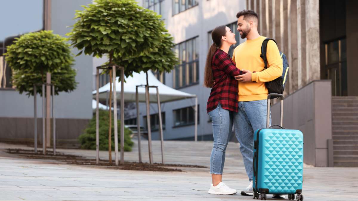 Gen Z Shows Distance Isn’t A Barrier To Love; Delhi & Mumbai Lead In Cross-City Likes