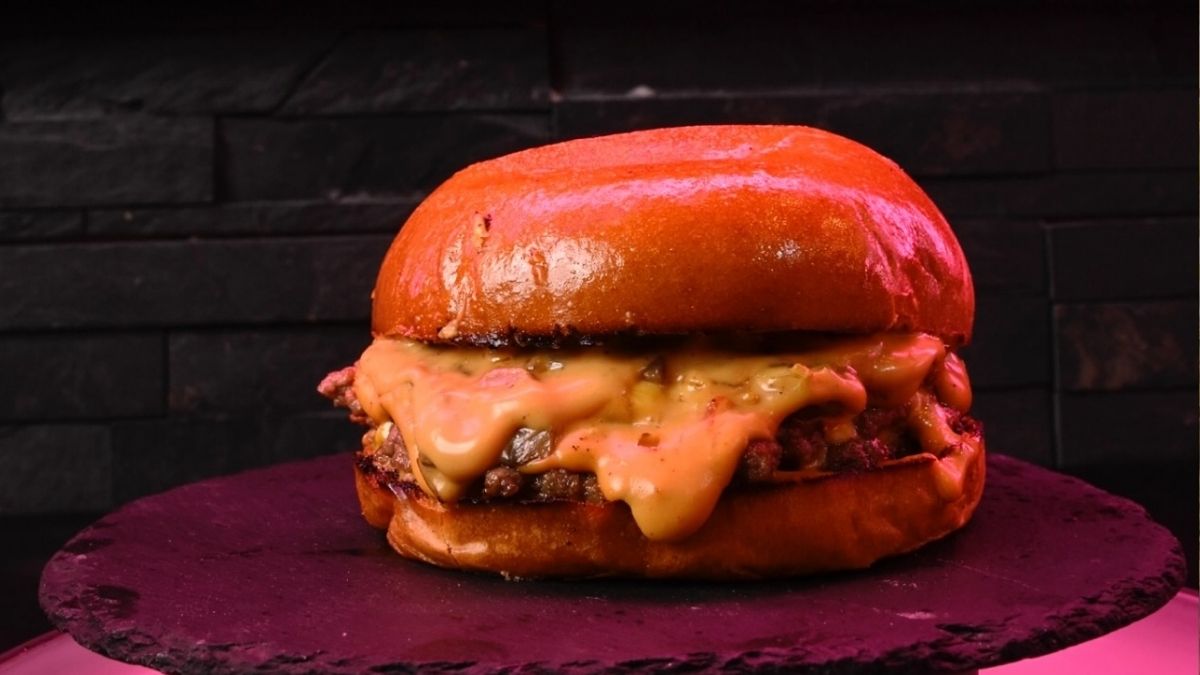 Gobble Down Unlimited Burgers For Just AED69 At This Famous Eatery In Dubai Every Tuesday!