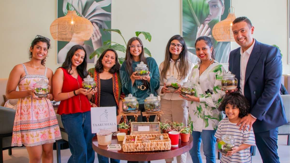 Build Your Mini Garden In A Jar At Café Java Every Sunday! Details Inside