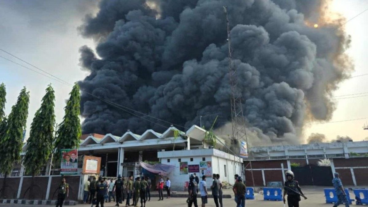 Fire At Dhaka Airport’s Cargo Terminal Forces Flight Suspensions; Authorities Confirm No Casualties So Far