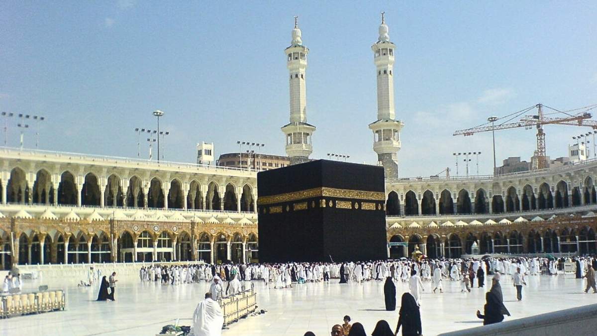 Saudi Arabia Bans Umrah On Tourist Visa, Reveals 10 New Rules Pilgrims Must Follow