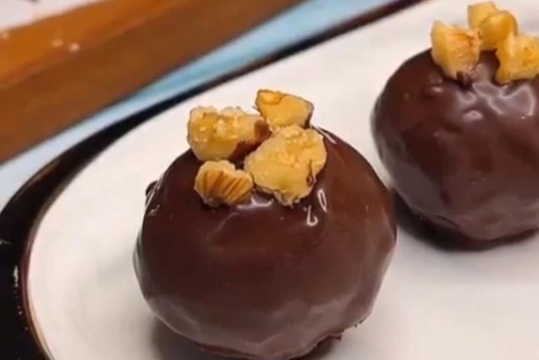 chocolate laddoo