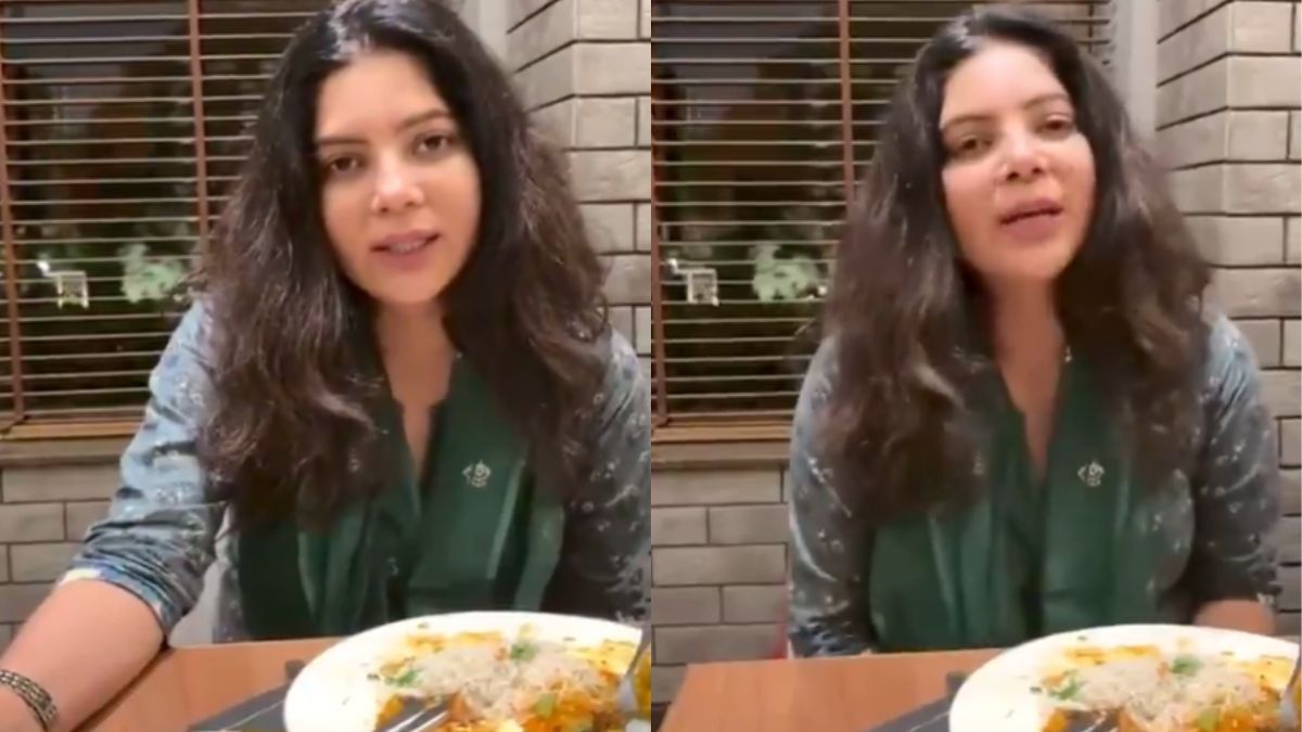 “What Is My Fault?” YourStory CEO Accuses Delhi 5-Star Hotel Of Shaming Her For Sitting Cross-Legged