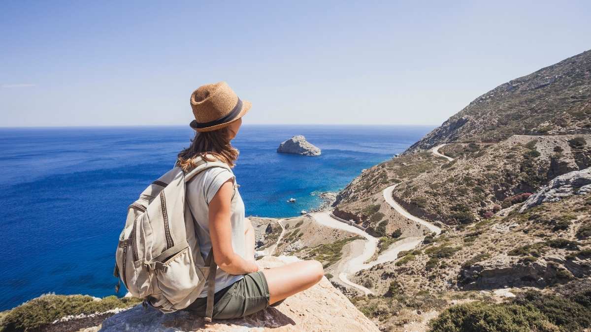 71.5% Indians Are Travelling Solo This Festive Season; THESE Intl Destinations Emerge As Top Faves