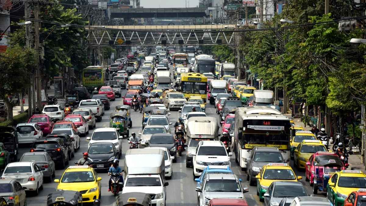Massive 4-Day Traffic Jam On Delhi-Kolkata Highway Leaves Hundreds Of Vehicles Stranded In Bihar