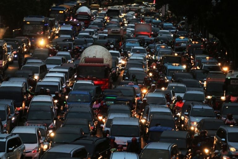 traffic delhi kolkata highway