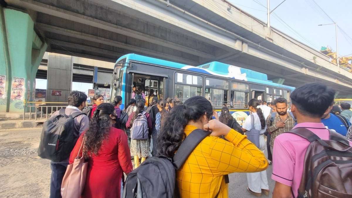 Diwali 2025: Bengaluru Adds Extra Buses And Trains For Festive Rush; Routes, Dates, Booking Details Inside