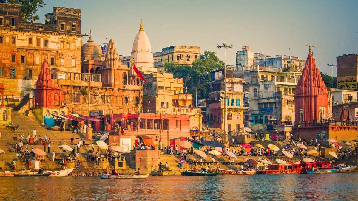 Foreign Tourist Footfall In Varanasi Rises 120 Times; Surpasses Popular Destinations Like Goa & Shimla