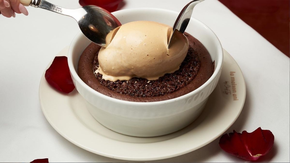Why Fly To London When You Can Find The Viral Chocolate Mousse Dessert Here In Dubai?