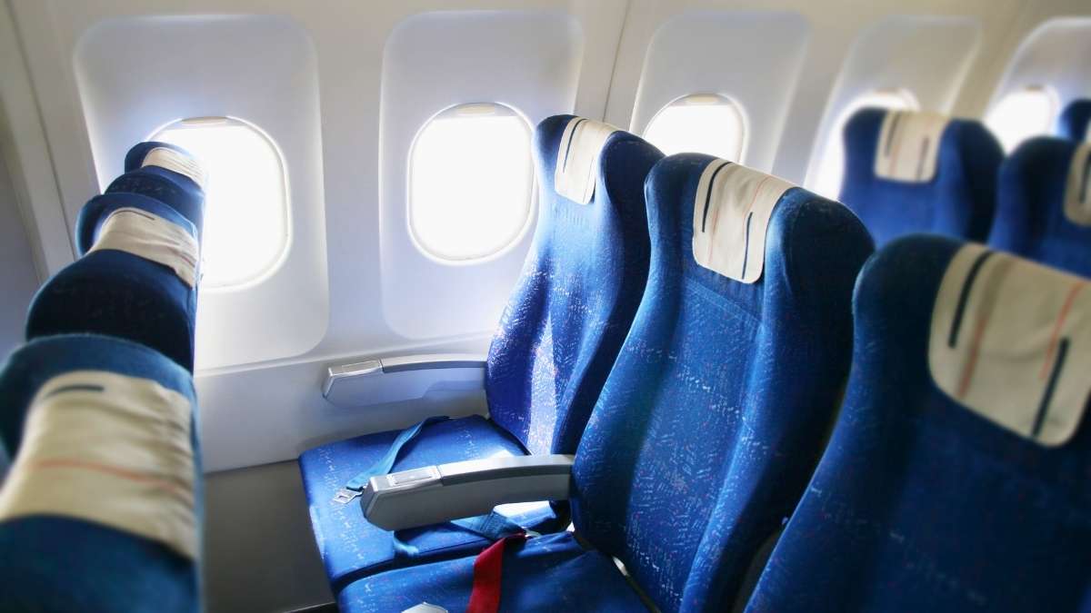 Can You Shift To An Empty Seat On A Plane Before Takeoff? Here’s What An Expert Says