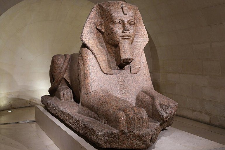 things to see louvre museum