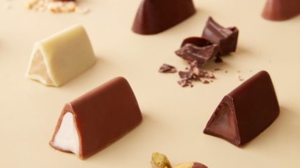 Amorino In Dubai Launches Gelato-Filled Chocolate That You Can’t Miss!