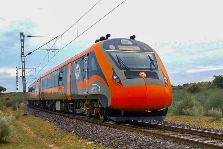 Varanasi-Khajuraho Vande Bharat 