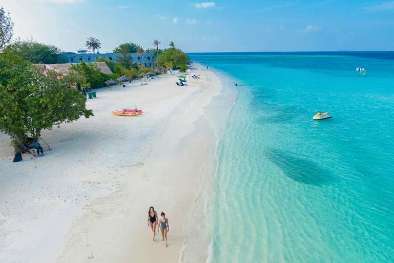 Maldives smoking ban