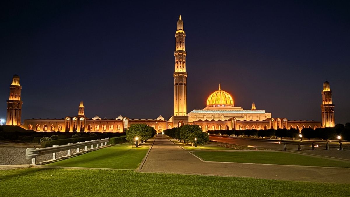 Long Weekend Ahead! Oman Announces A 2-Day National Holiday For Public And Private Sectors